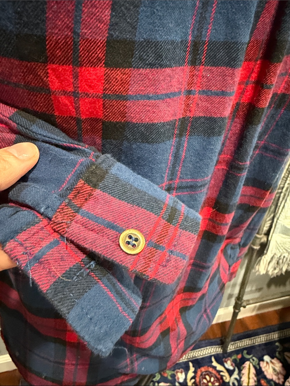 Love Tree Red and Navy Plaid Button-Up Shirt Size Small - Picture 2 of 8